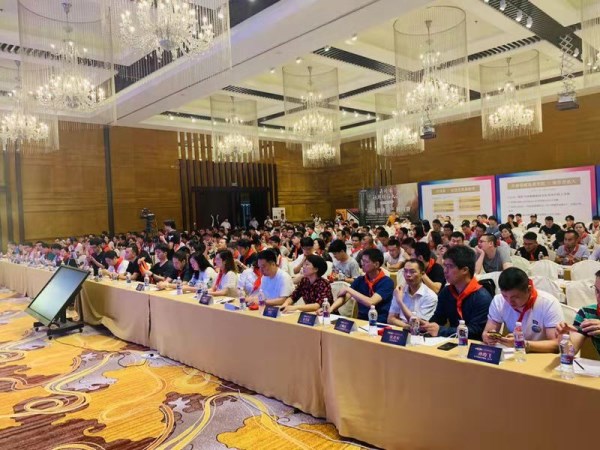 luckysac懶人沙發(fā)體驗(yàn)感真的好 共同體學(xué)員涌躍集贊領(lǐng)沙發(fā)